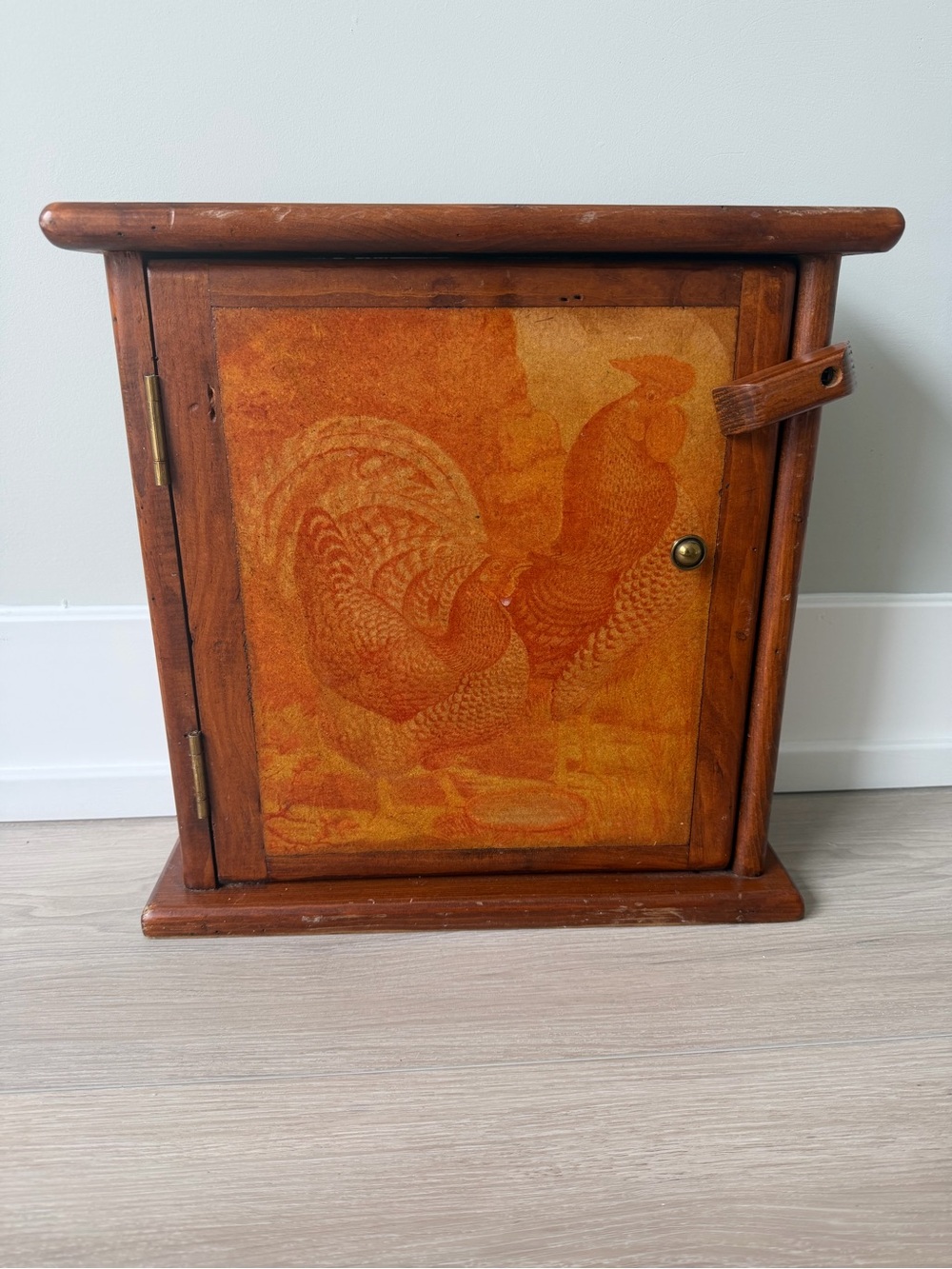 Wood Rooster Chicken Spice Rack Cabinet Wall Hanging Door Farmhouse 15x15.5x5.25